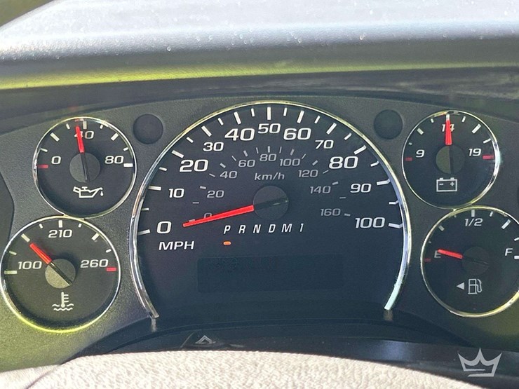 2011-chevrolet-express-2500-image-14
