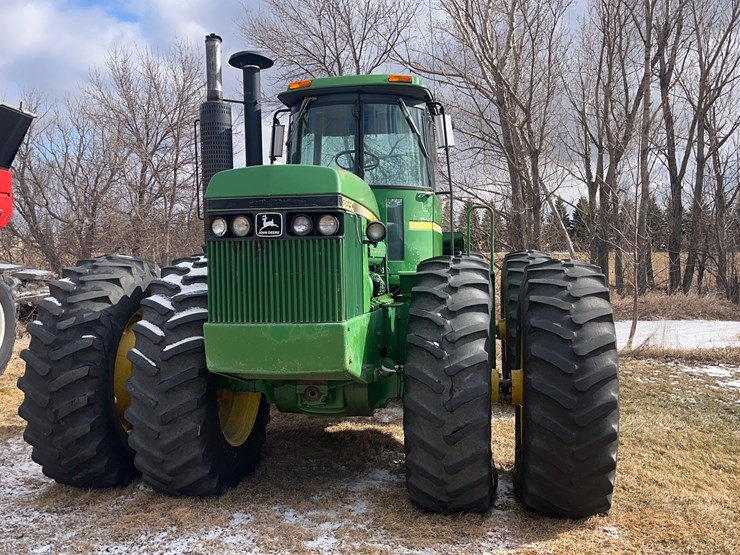 1983-john-deere-8650-image-2