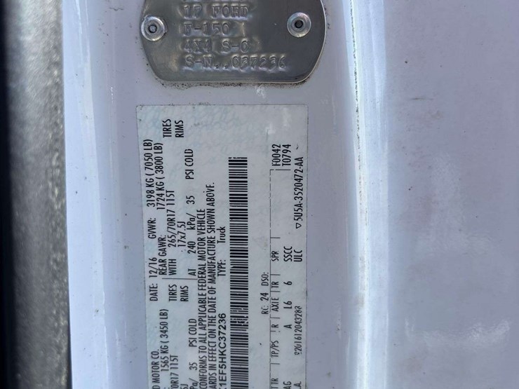 2017-ford-f150-image-5