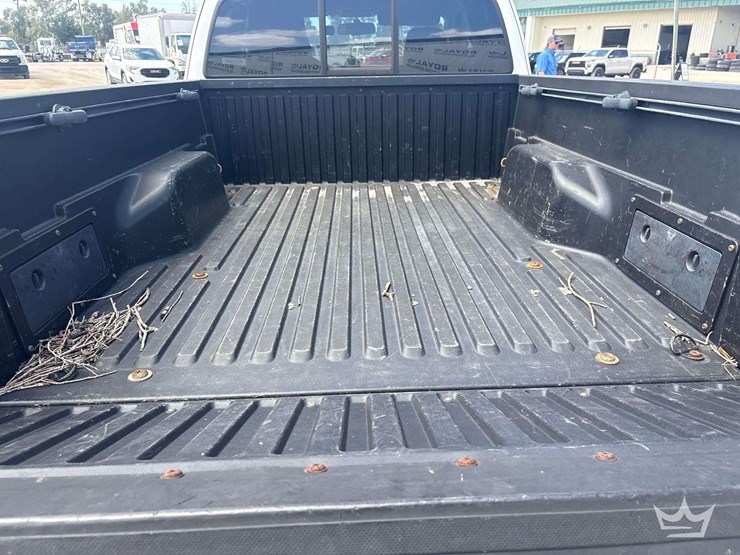 2017-toyota-tacoma-image-11