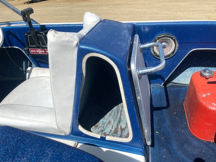 #2001-•-1965-glastron-14'-fiberglass-boat-(sells-with-bill-of-sale-only)-image-49