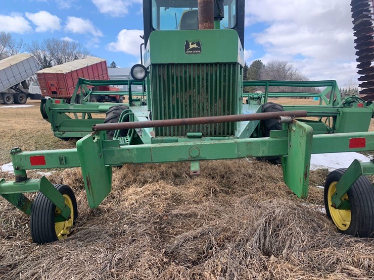 1982-john-deere-2320-image-5