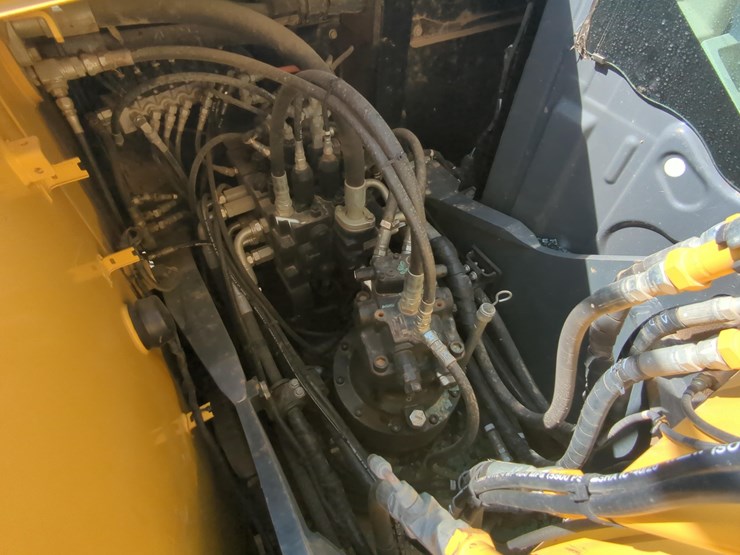 2018-kobelco-sk170-lc-10-image-15