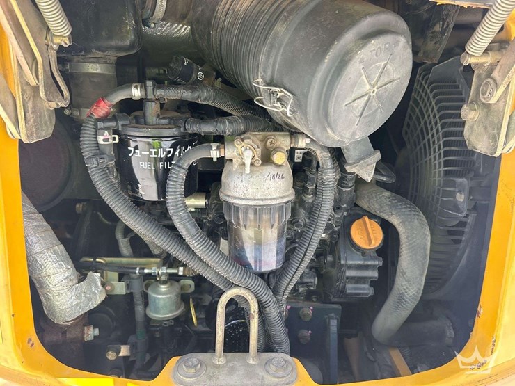 2013-deere-27d-image-6