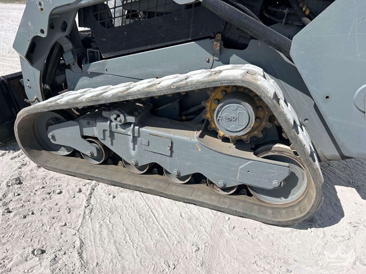 2014-caterpillar-259d-image-10