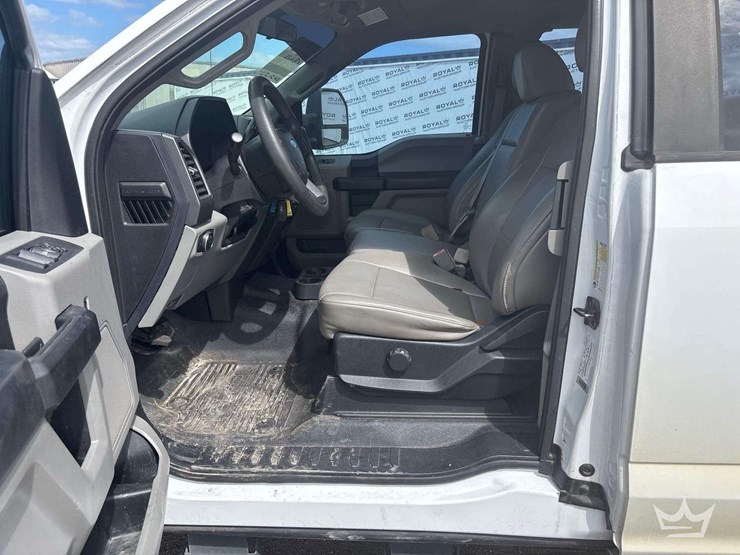 2018-ford-f250-image-10