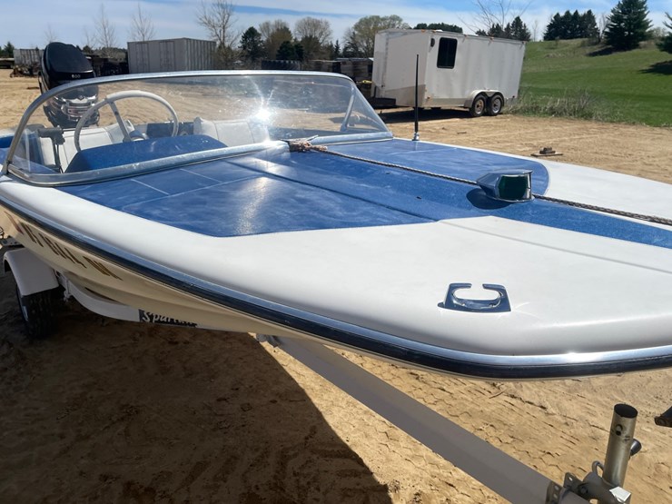 #2001-•-1965-glastron-14'-fiberglass-boat-(sells-with-bill-of-sale-only)-image-17