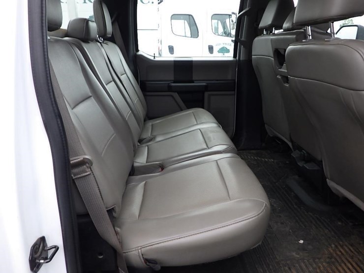 2020-ford-f550-image-19