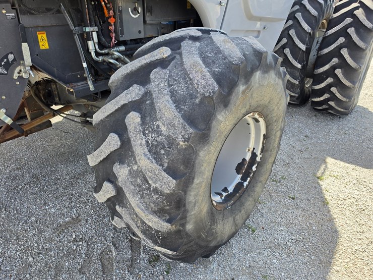 2013-massey-ferguson-9560-image-19