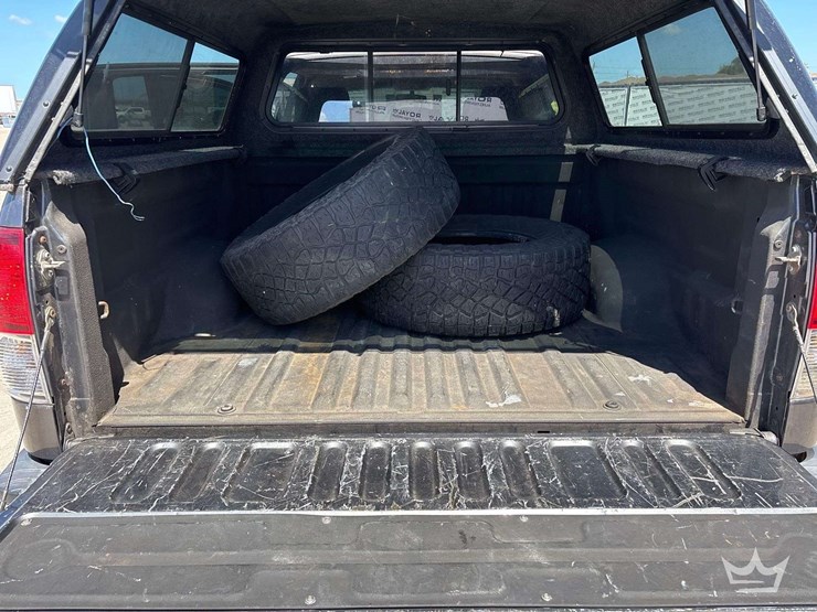 2013-toyota-tundra-image-21