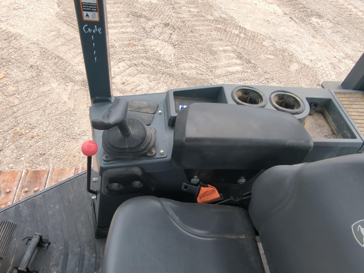 2022-deere-450-lt-image-17