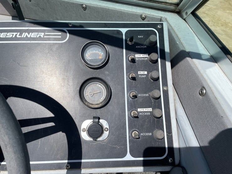 #2000-•-1986-crestliner-nordic-17'-boat-(has-wi-title)-image-60