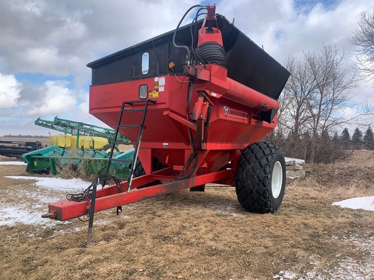united-farm-tools-725-image-1