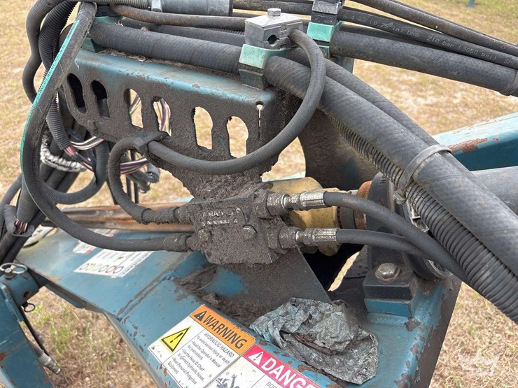 2019-amadas-ar2200-image-13
