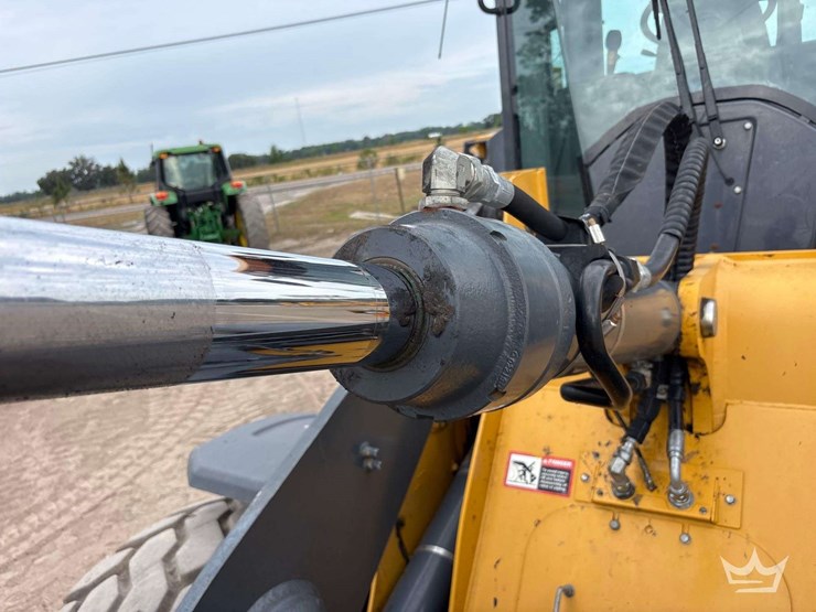 2019-deere-544l-image-19