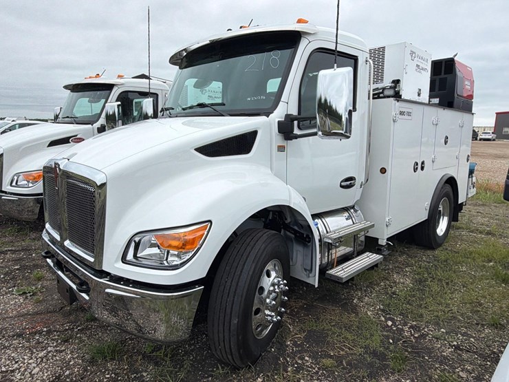 2026-kenworth-t280-image-1