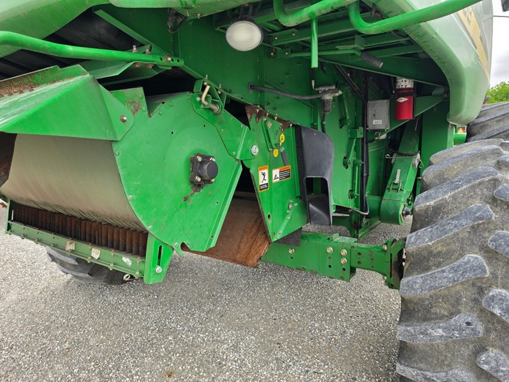 2004-john-deere-9660-sts-image-22