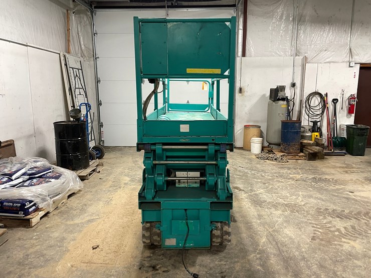 #303-•-2008-en-systems-co.-en8l06-electric-tracked-scissor-lift-image-2