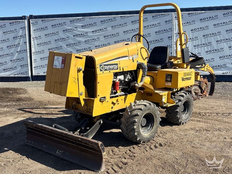 2016-vermeer-rtx450-image-1
