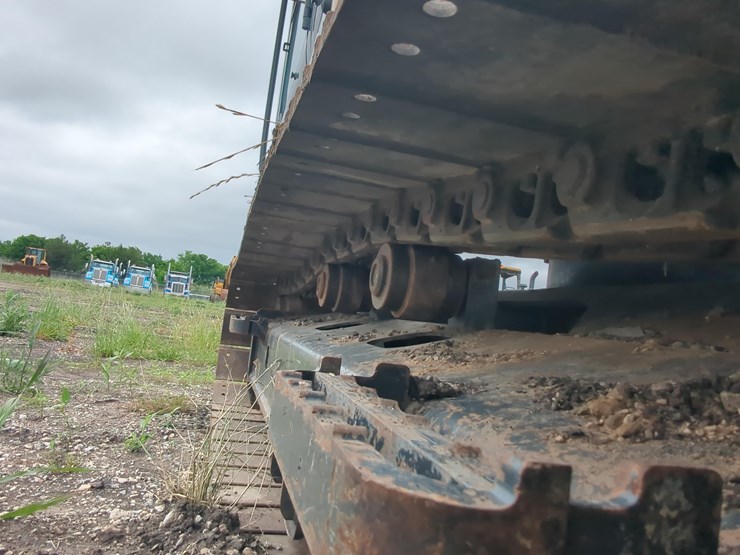 2023-kobelco-sk140sr-lc-7-image-12