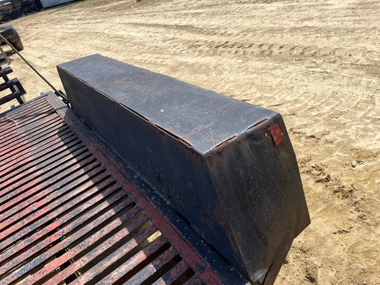 #2012-•-12'-skid-steer-trailer-(no-title)-image-13
