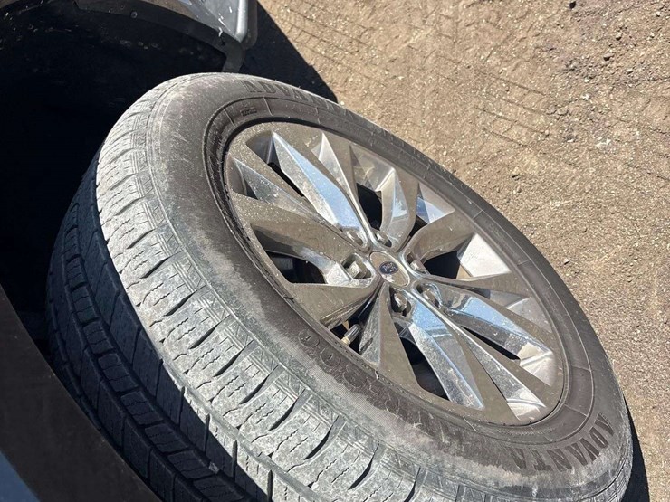 2017-ford-f150-image-23