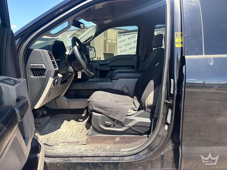2017-ford-f150-image-17