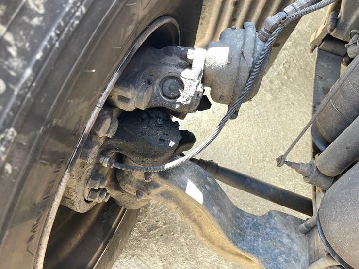 2013-kenworth-t660-image-87