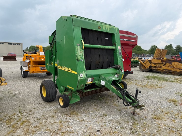 2006-john-deere-567-image-9