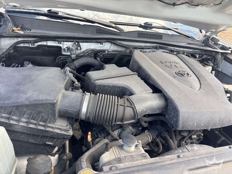 2017-toyota-tacoma-image-8