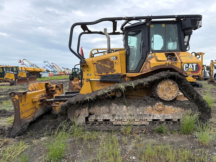 2021-caterpillar-d5-lgp-image-1