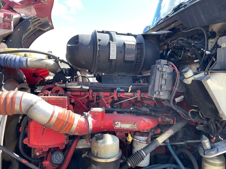 2013-kenworth-t660-image-71