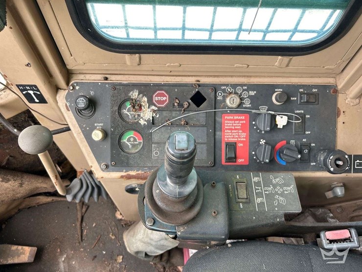 1996-deere-643d-image-16