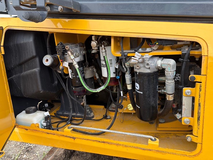 2024-deere-650-lgp-image-21