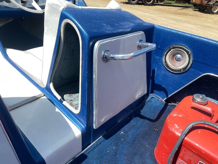 #2001-•-1965-glastron-14'-fiberglass-boat-(sells-with-bill-of-sale-only)-image-47