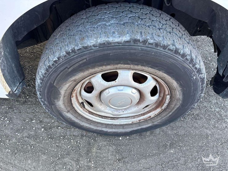 2015-ford-f150-image-25