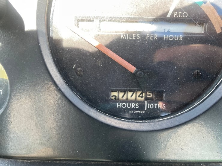 john-deere-2510-image-100