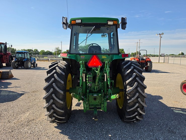 1994-john-deere-7200-image-12