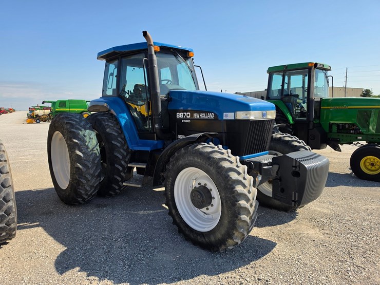 2001-new-holland-8870-image-21