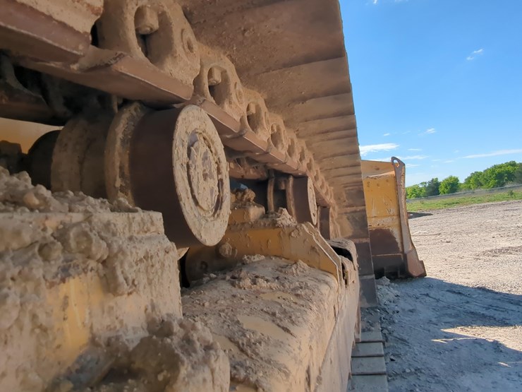 2022-deere-700l-xlt-image-11