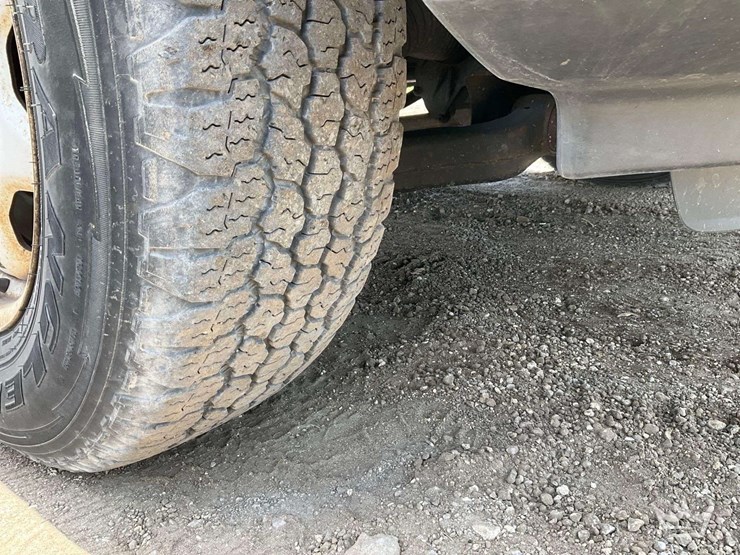 2014-ford-f150-image-36