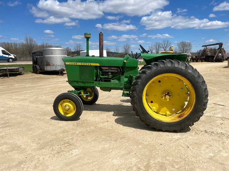 john-deere-2510-image-8