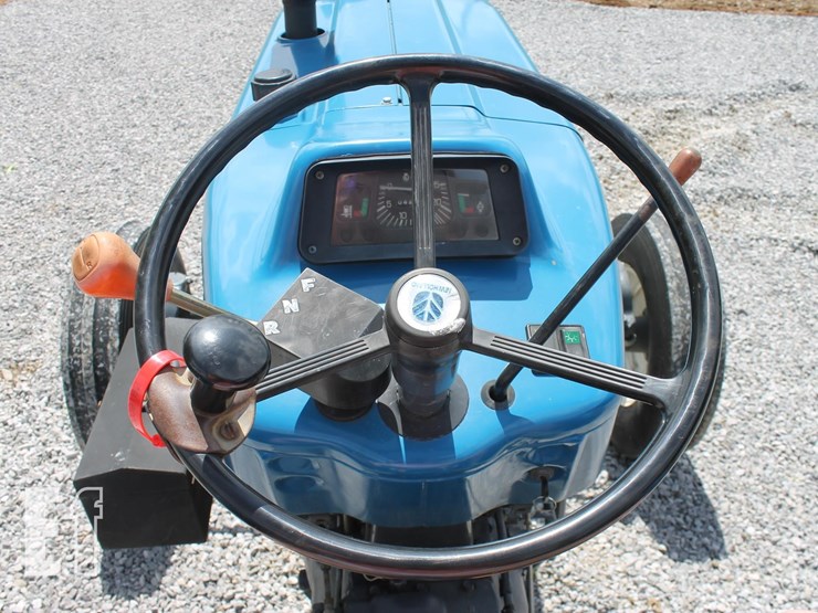 new-holland-3930-image-13