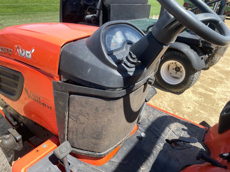 kubota-bx2670-image-17