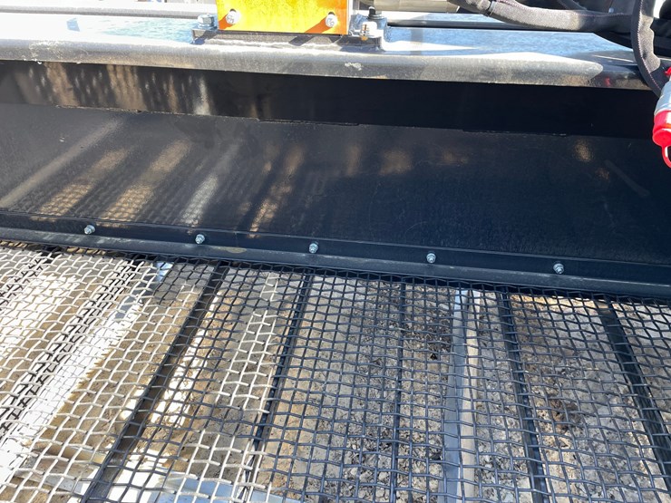 #2341-•-new-wolverine-skid-steer-screening-bucket-attachment-image-11