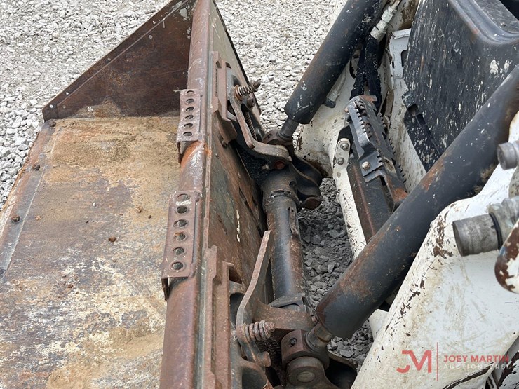 2022-bobcat-t64-image-7