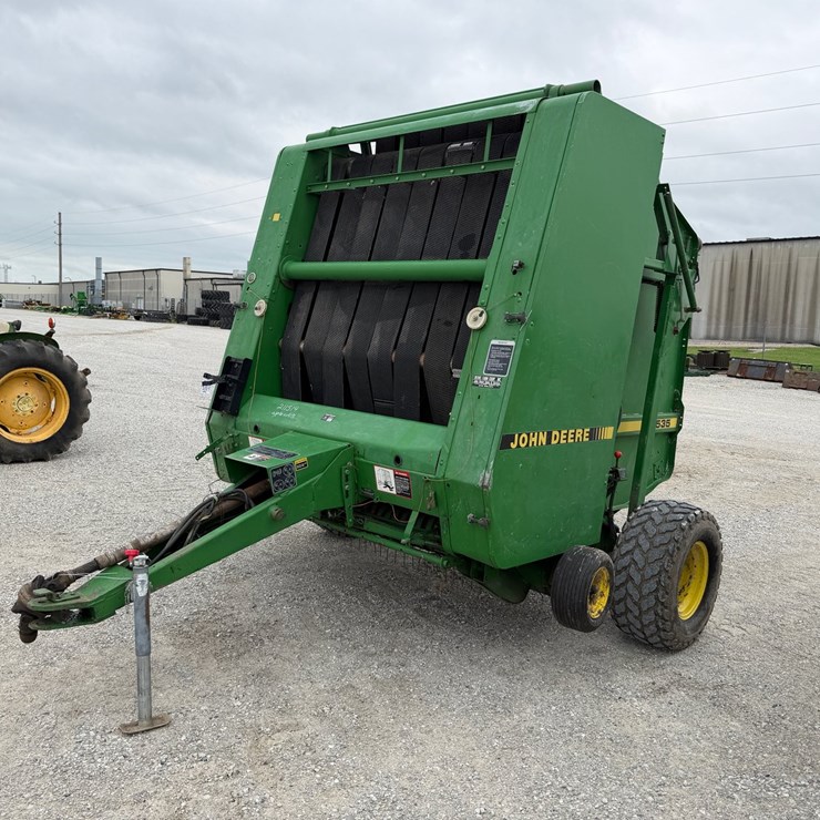 JOHN DEERE 535