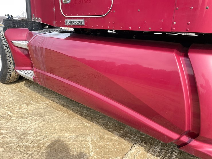 2008-kenworth-t660-image-21