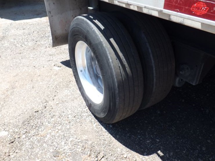 2015-utility-flatbed-image-8