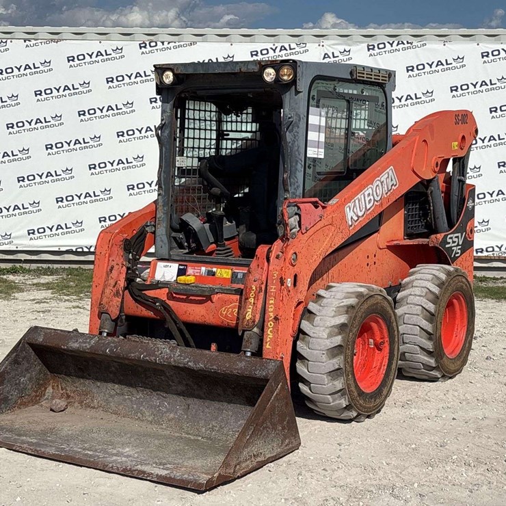 2016 KUBOTA SSV75